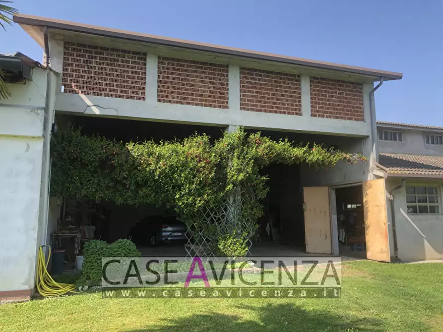 Immagine 23 di Villa in vendita  in via boschi a Montegalda