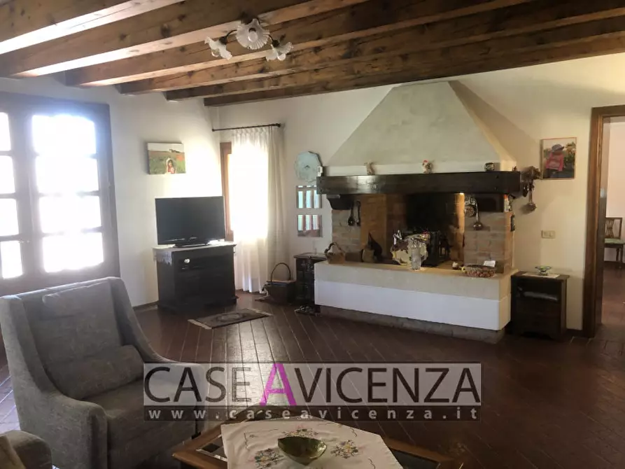 Immagine 31 di Villa in vendita  in via boschi a Montegalda