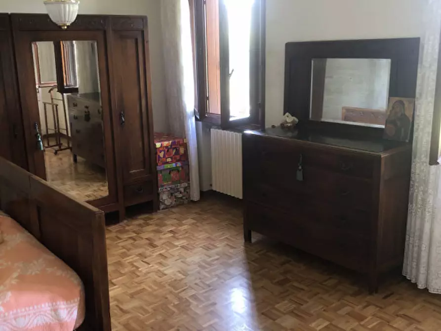 Immagine 40 di Villa in vendita  in via boschi a Montegalda