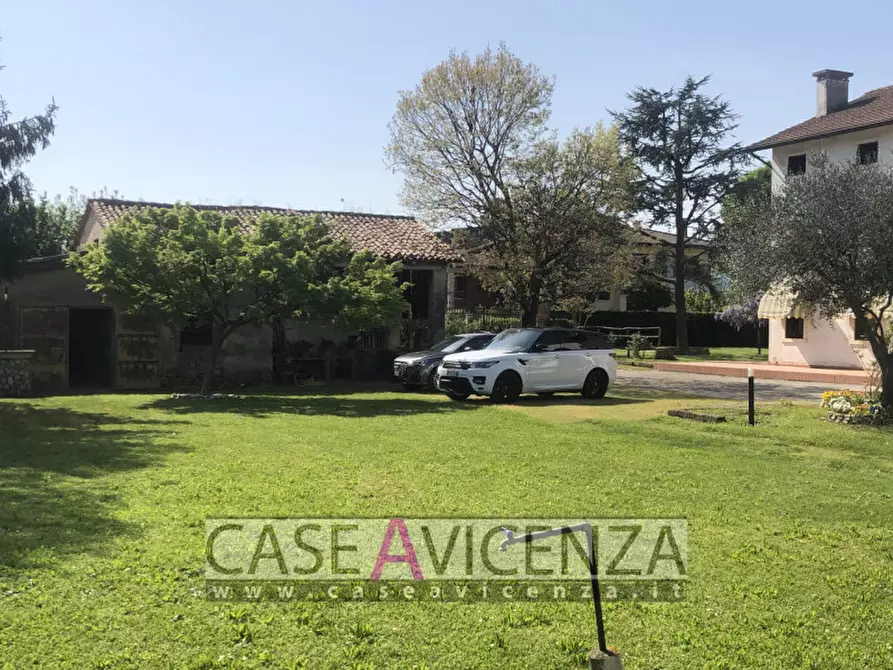 Immagine 48 di Villa in vendita  in via boschi a Montegalda