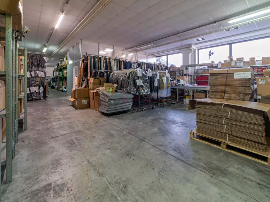 Immagine 9 di Capannone industriale in vendita  in Via Keplero a Piove Di Sacco