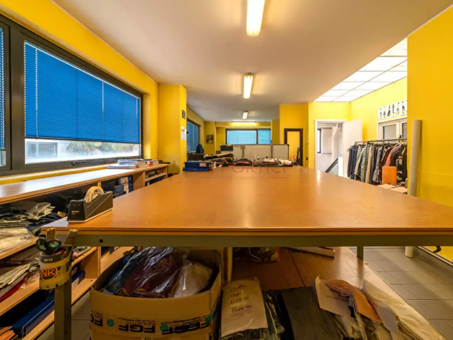 Immagine 15 di Capannone industriale in vendita  in Via Keplero a Piove Di Sacco