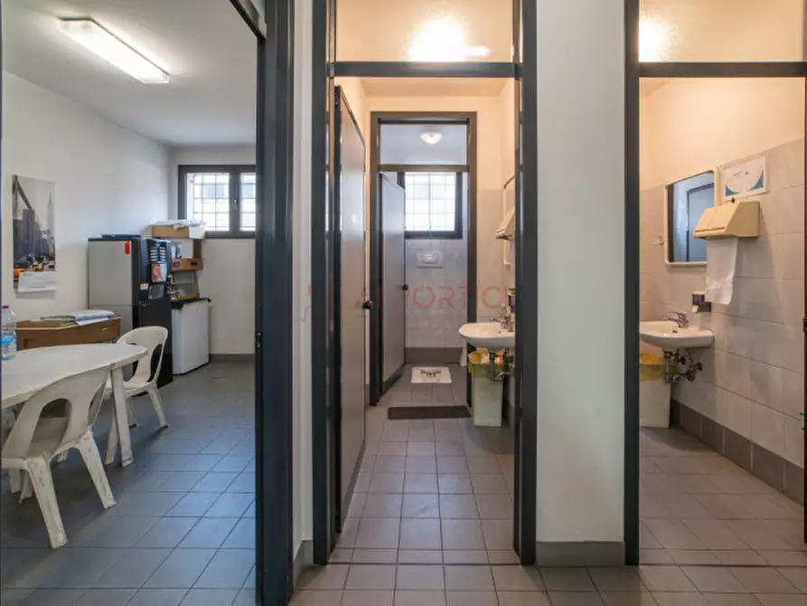 Immagine 18 di Capannone industriale in vendita  in Via Keplero a Piove Di Sacco