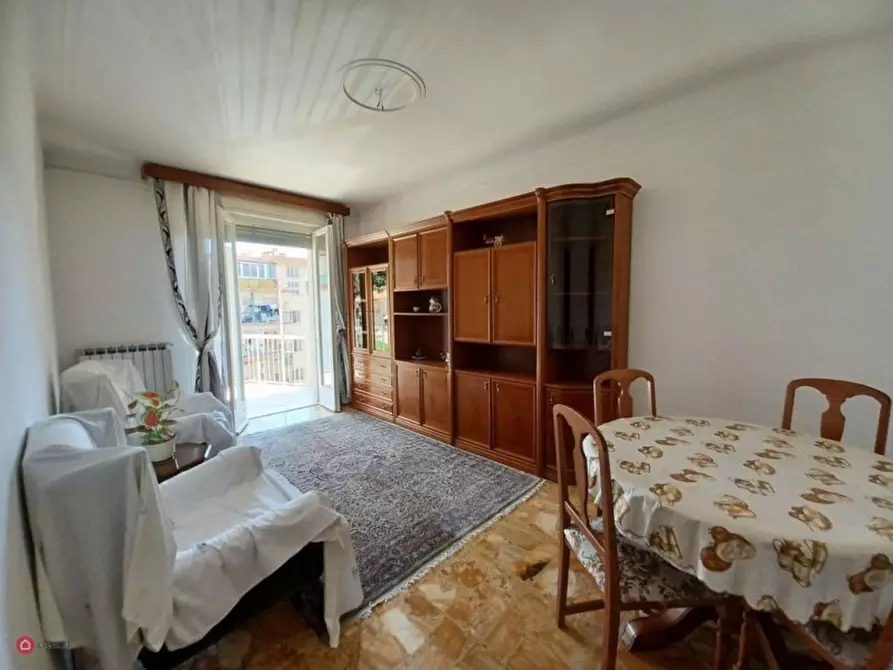 Immagine 4 di Appartamento in vendita  in Via Margotti a San Remo