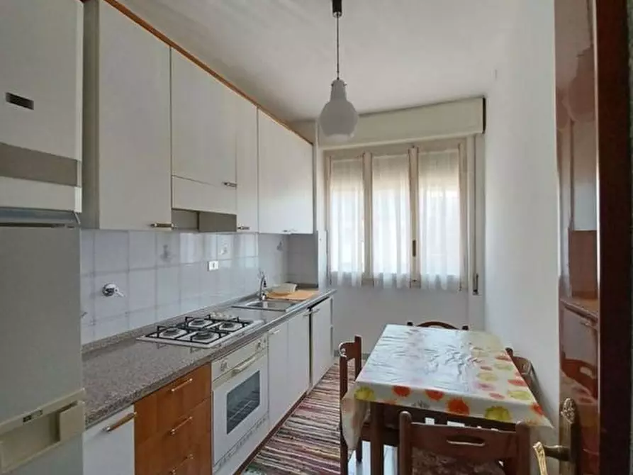 Immagine 5 di Appartamento in vendita  in Via Margotti a San Remo