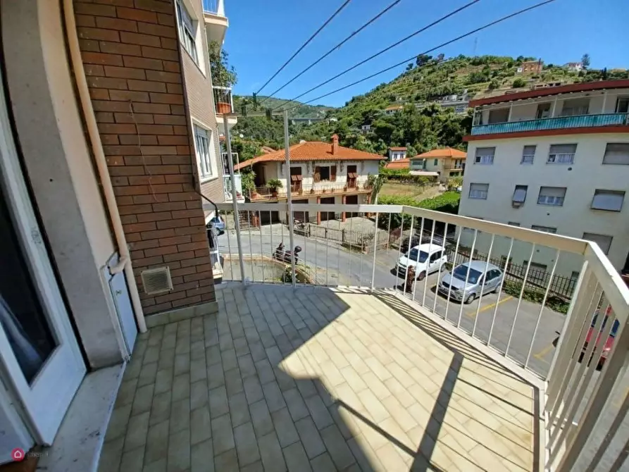 Immagine 10 di Appartamento in vendita  in Via Margotti a San Remo