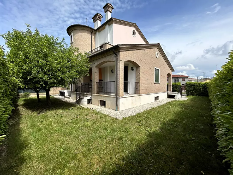 Immagine 1 di Casa bifamiliare in vendita  in san leopoldo a Mestrino