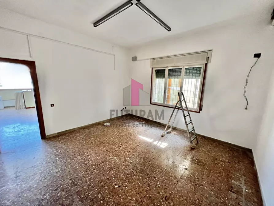 Immagine 11 di Negozio in affitto  in VIA VANIN a Marostica