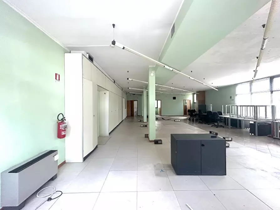 Immagine 1 di Ufficio in affitto  in VIALE VITTORIO VENETO a Forli'