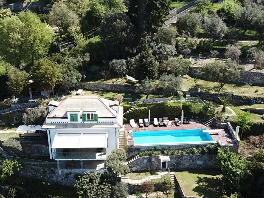 Immagine 1 di Villa in vendita  in Via Molfino a Camogli