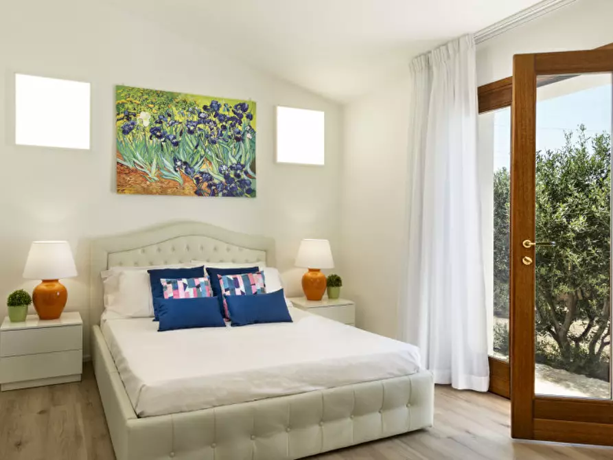 Immagine 14 di Villa in vendita  a Olbia