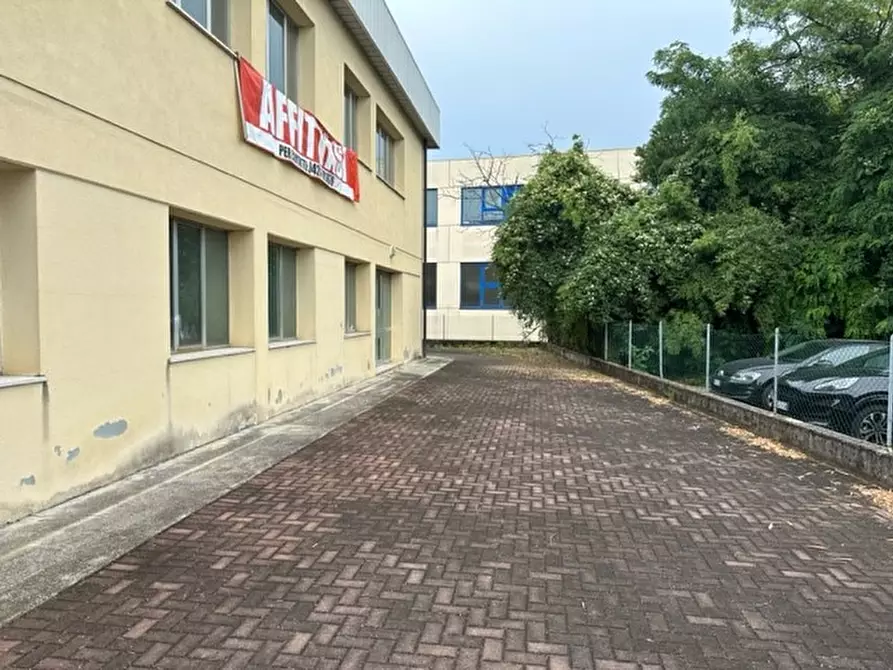 Immagine 4 di Laboratorio in affitto  in Via Fosse, 24 a Marostica