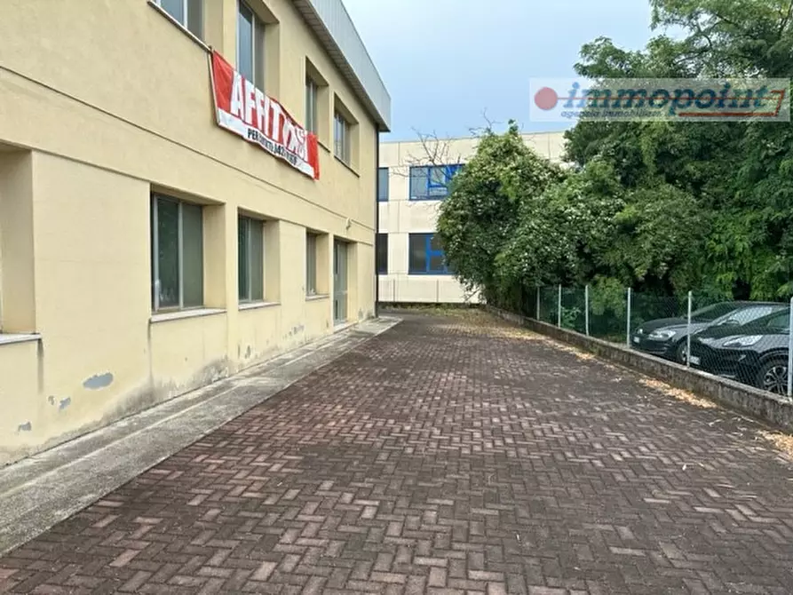 Immagine 4 di Laboratorio in affitto  in Via Fosse, 24 a Marostica