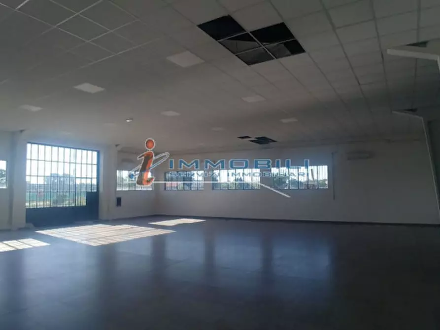Immagine 4 di Capannone industriale in affitto  in VIA RESTELLI a Gorgonzola