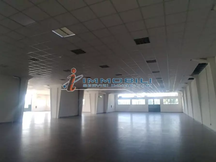 Immagine 14 di Capannone industriale in affitto  in VIA RESTELLI a Gorgonzola