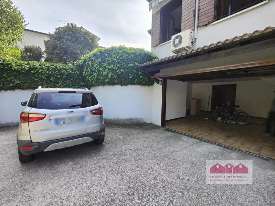 Immagine 12 di Villetta a schiera in affitto  in Via delle Grotte a Longare
