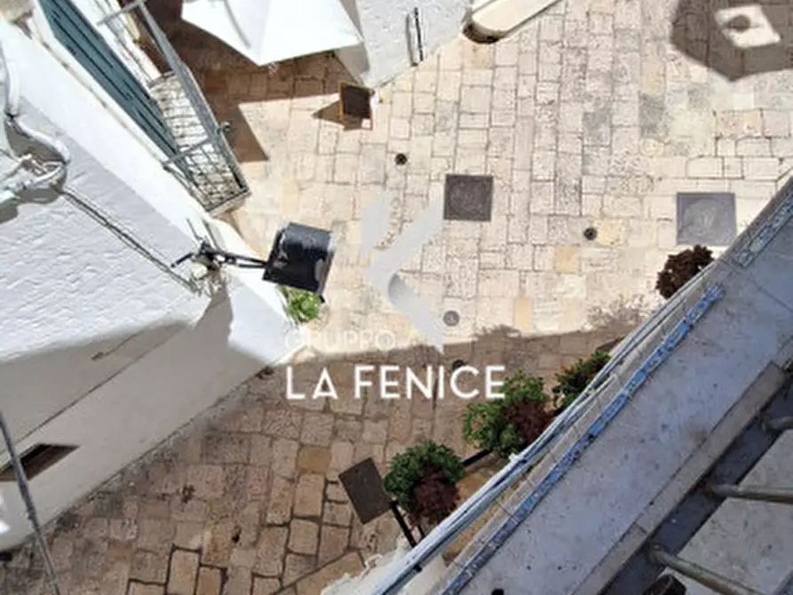Immagine 45 di Appartamento in vendita  in largo soccorso a Locorotondo