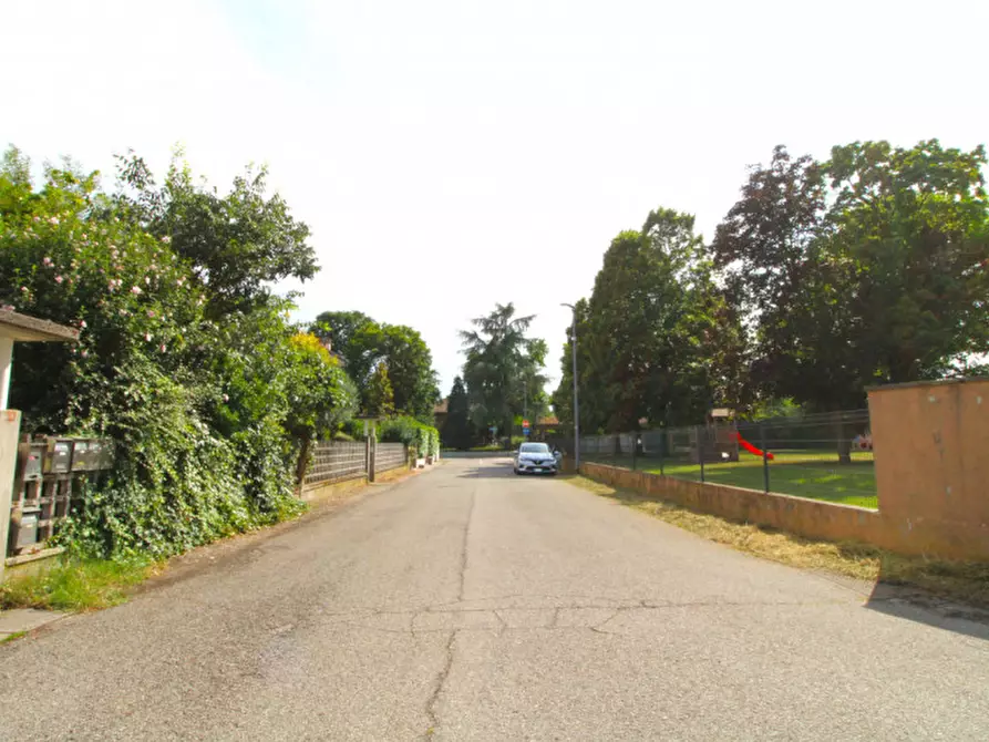 Immagine 5 di Posto auto in vendita  in Via Ludovico Ariosto 10 a Curtatone