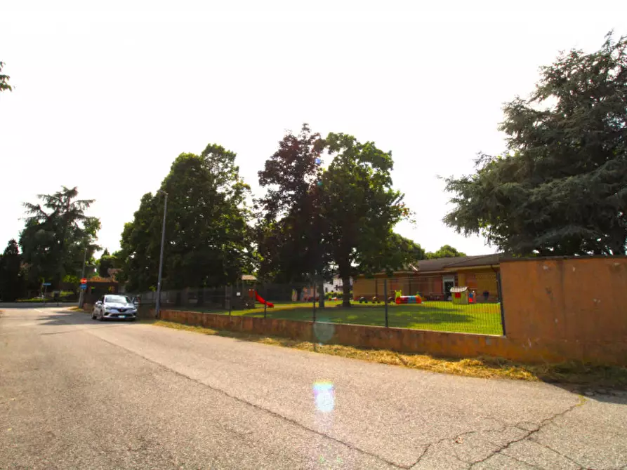 Immagine 8 di Posto auto in vendita  in Via Ludovico Ariosto 10 a Curtatone