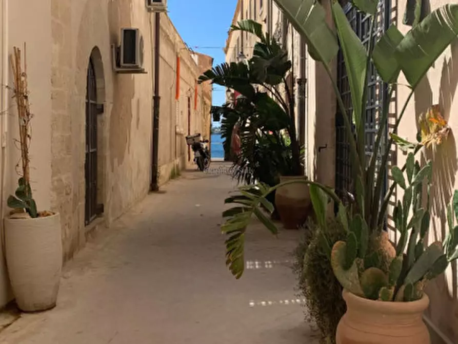 Immagine 26 di Casa indipendente in vendita  in Via Larga, siracusa a Siracusa
