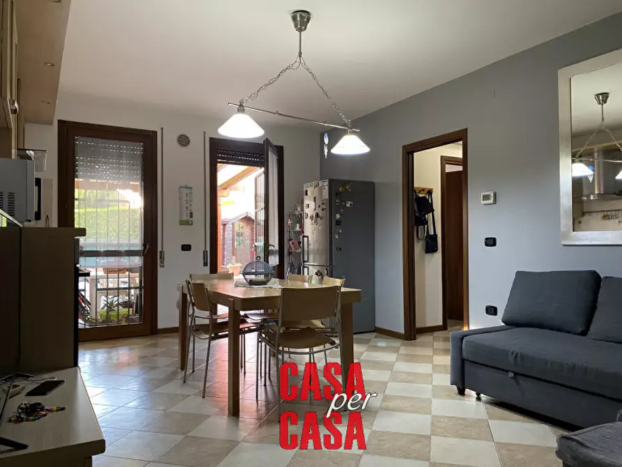 Immagine 1 di Appartamento in vendita  in Via san Pietro Viminario a Pernumia