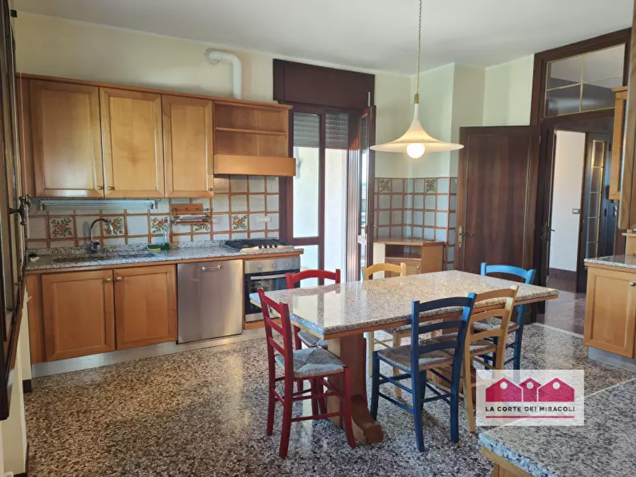 Immagine 2 di Casa bifamiliare in affitto  in Via Carso a Torri Di Quartesolo