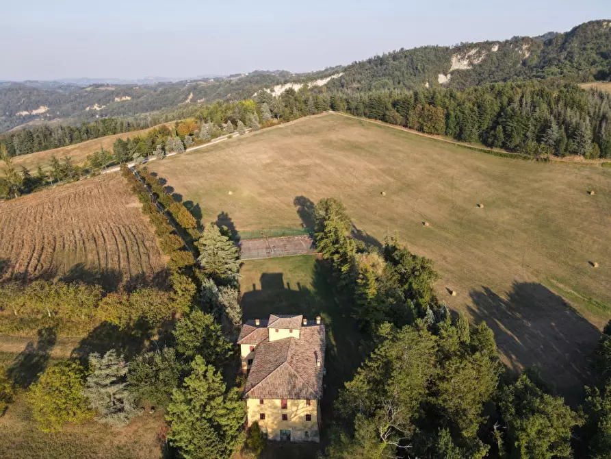 Immagine 1 di Villa in vendita  in VIA GUARINO VENTURI a Monte San Pietro