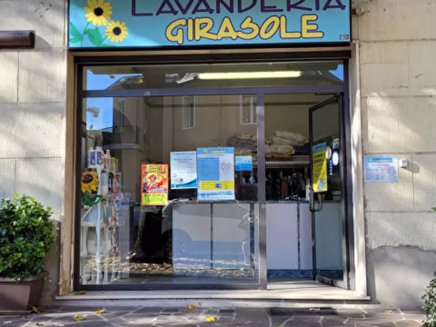 Immagine 1 di Negozio in vendita  in Via Raffaello Sanzio, 6, Parma, PR, Italia, Parma, Parma, 43124, Italia a Parma