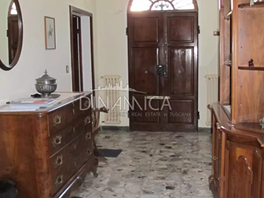 Immagine 6 di Villa in vendita  a Fauglia