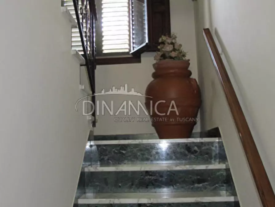 Immagine 27 di Villa in vendita  a Fauglia