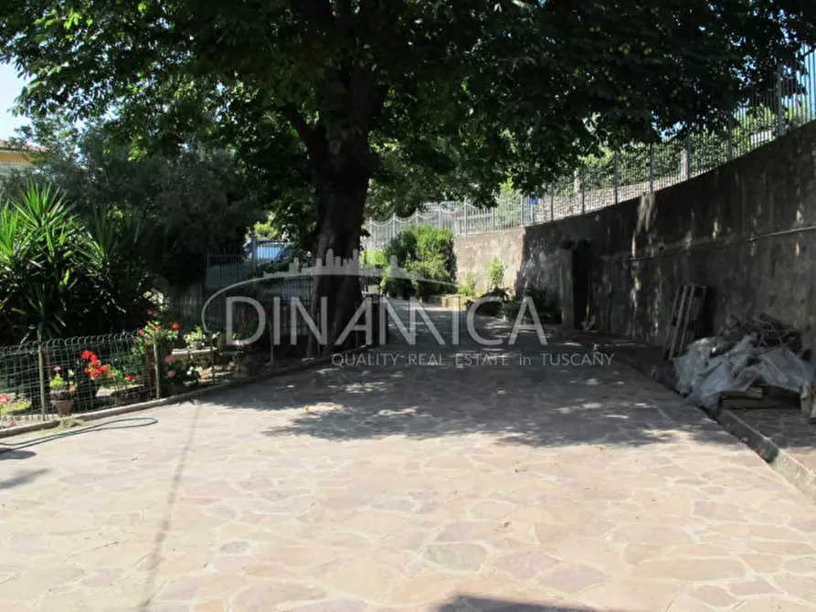 Immagine 35 di Villa in vendita  a Fauglia