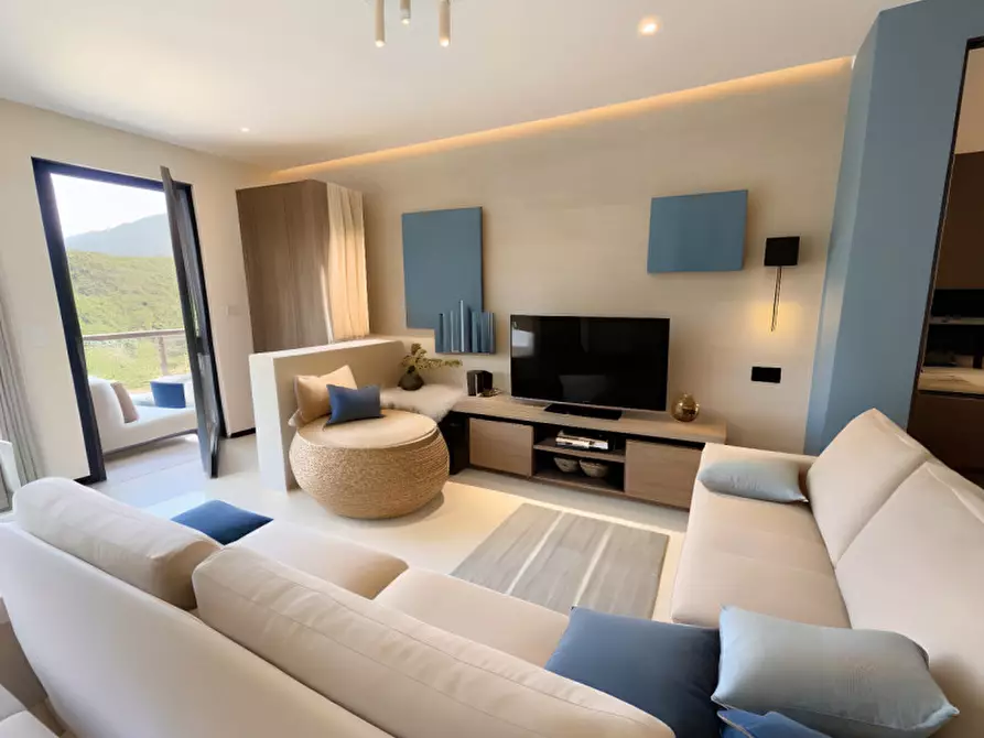 Immagine 1 di Casa trifamiliare in vendita  in VIA SANTA MARIA DEL PALU' a Fontanelle