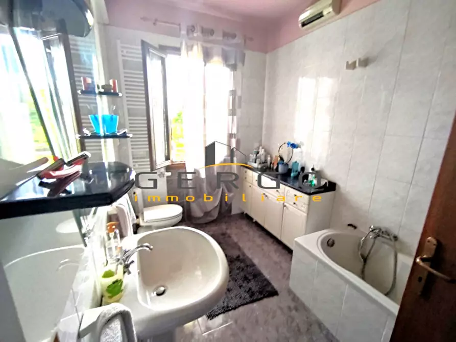 Immagine 11 di Casa trifamiliare in vendita  in VIA SANTA MARIA DEL PALU' a Fontanelle