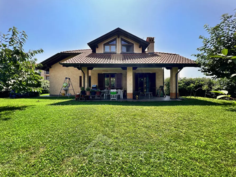 Immagine 1 di Casa indipendente in vendita  in via della madonna n 36 a Grignasco