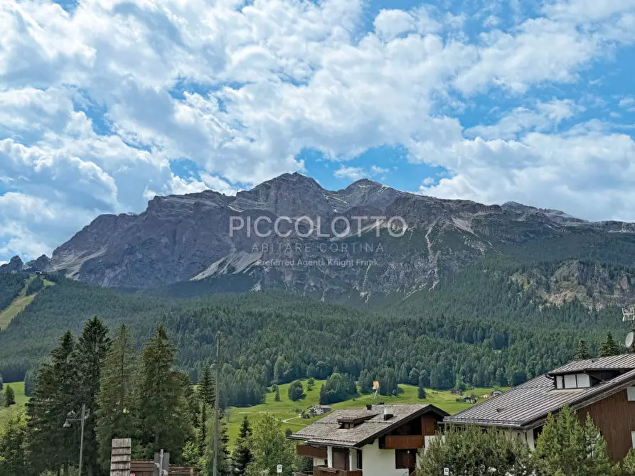 Immagine 25 di Appartamento in affitto  in Chiave a Cortina D'ampezzo