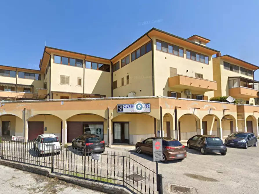 Immagine 3 di Negozio in vendita  in Localita' S. Eusanio a Monteroduni