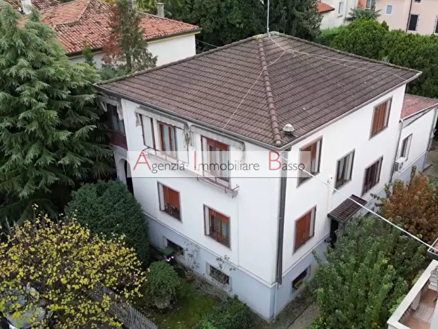 Immagine 1 di Casa indipendente in vendita  in VIA FAGGIN a Padova