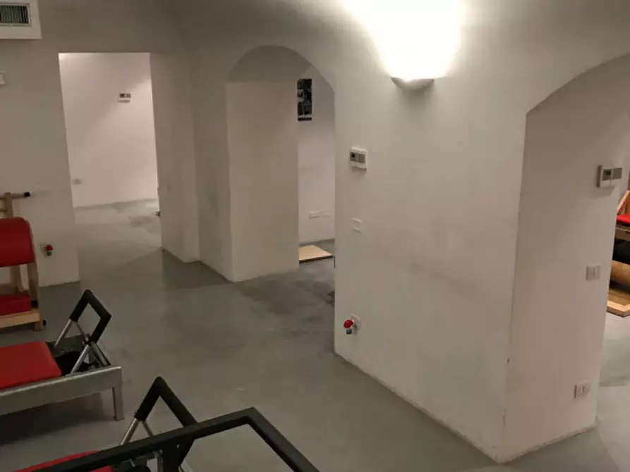 Immagine 3 di Negozio in affitto  in VIA MELEGNANO a Firenze