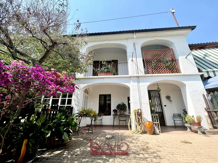 Immagine 2 di Casa bifamiliare in vendita  in STRADA DELLA TRINITA' N°40 a Gassino Torinese