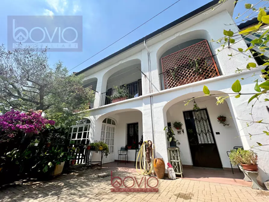 Immagine 3 di Casa bifamiliare in vendita  in STRADA DELLA TRINITA' N°40 a Gassino Torinese