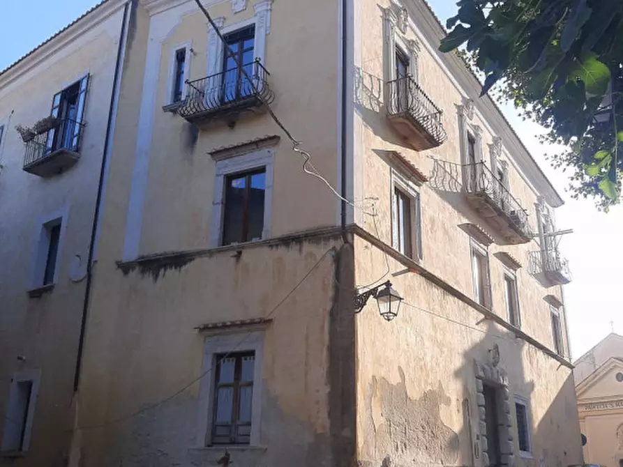 Immagine 2 di Appartamento in vendita  in Via Castello a Eboli