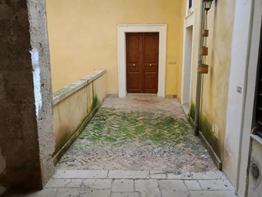 Immagine 3 di Appartamento in vendita  in Via Castello a Eboli