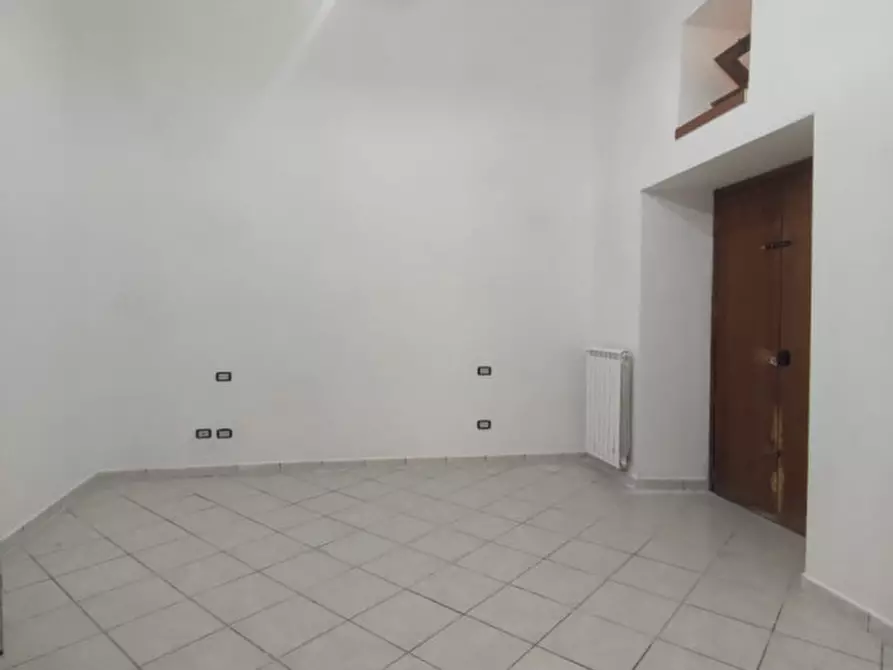 Immagine 5 di Appartamento in vendita  in Via Castello a Eboli