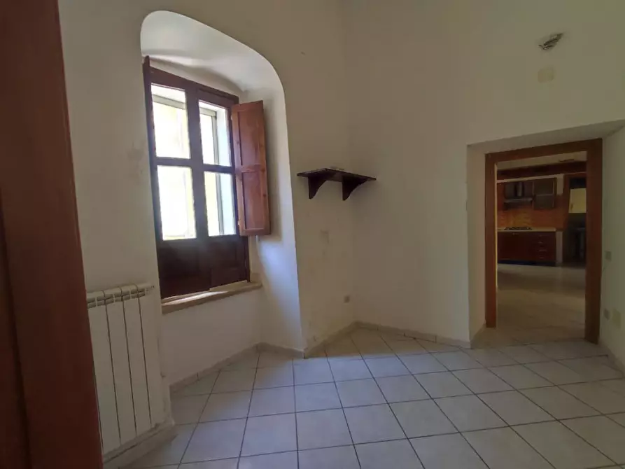 Immagine 6 di Appartamento in vendita  in Via Castello a Eboli