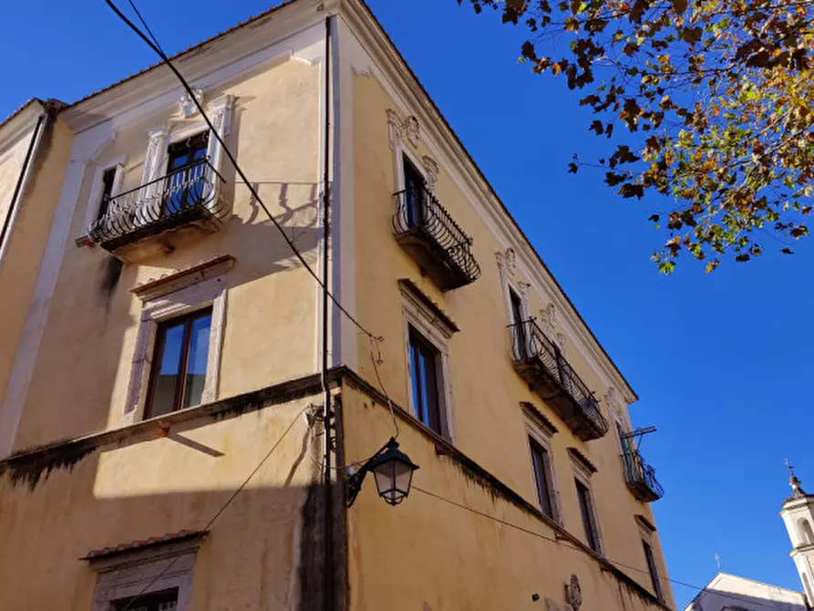 Immagine 12 di Appartamento in vendita  in Via Castello a Eboli