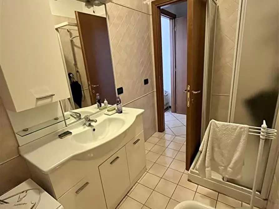 Immagine 7 di Appartamento in vendita  in ipercoop a Montevarchi