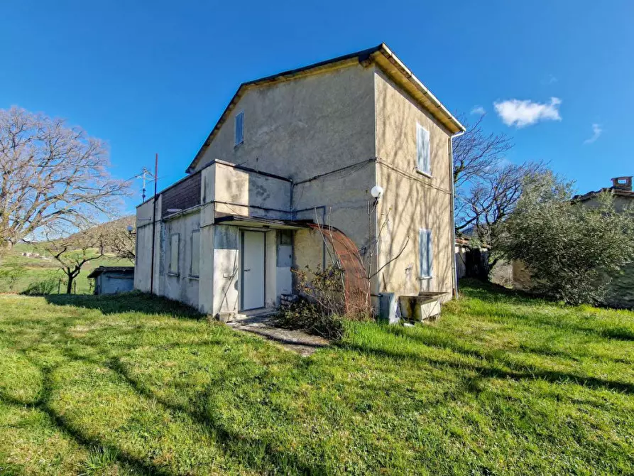 Immagine 2 di Rustico / casale in vendita  in località San Lorenzo in Canfiago a Acqualagna