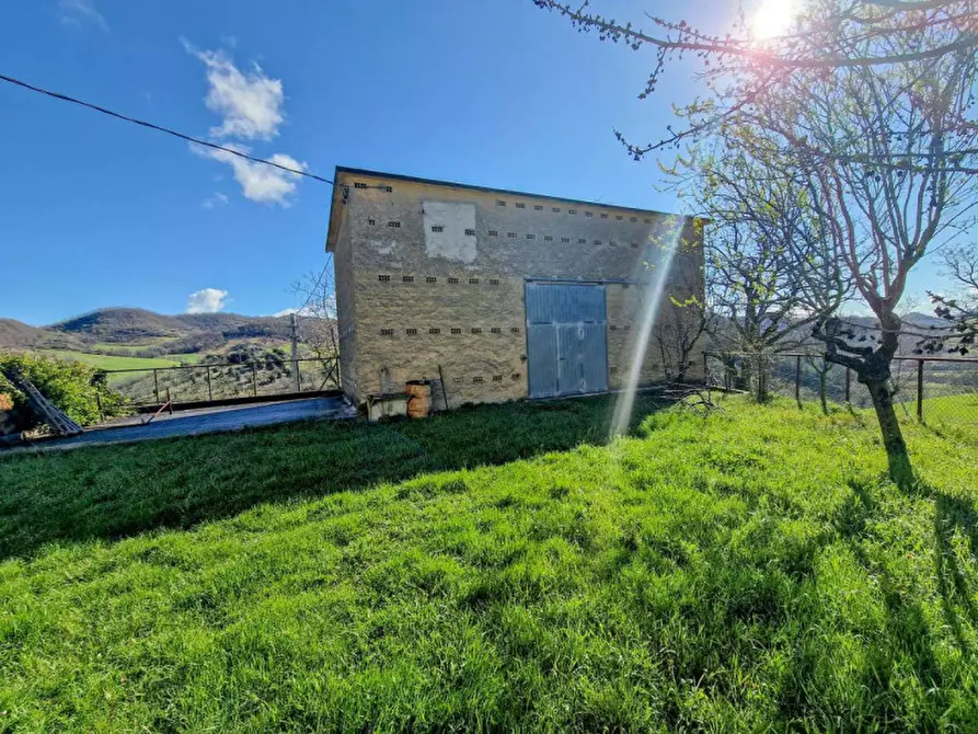 Immagine 17 di Rustico / casale in vendita  in località San Lorenzo in Canfiago a Acqualagna