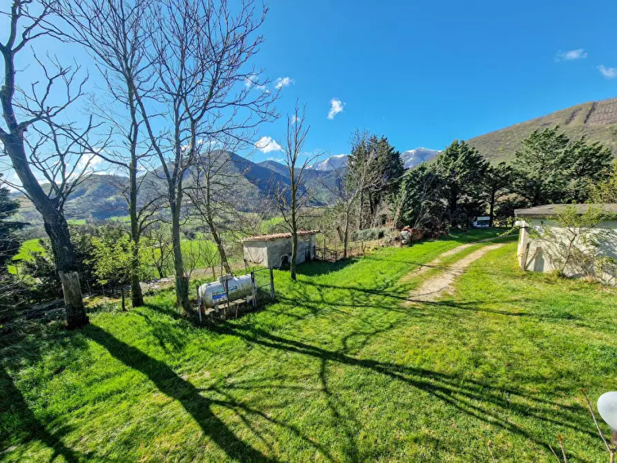 Immagine 27 di Rustico / casale in vendita  in località San Lorenzo in Canfiago a Acqualagna