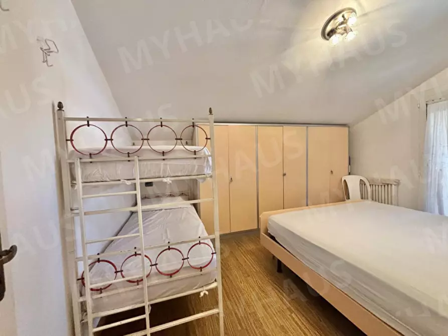 Immagine 37 di Appartamento in vendita  in Viale Atene, 10 a Cesenatico